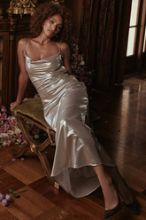 Robe longue scintillante à dos nu